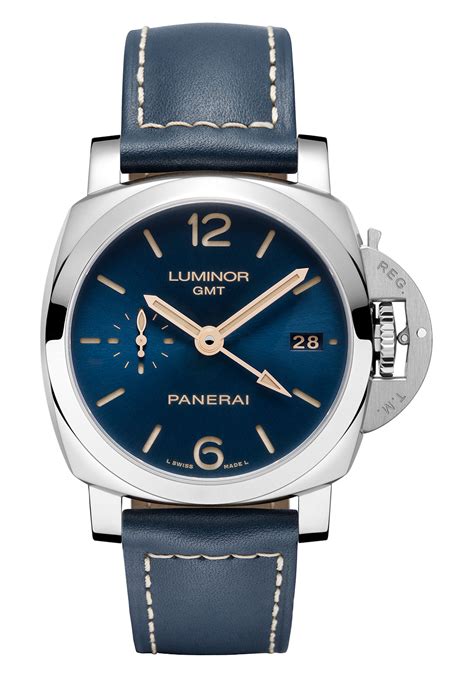 panerai daylight blue face|panerai luminor gmt.